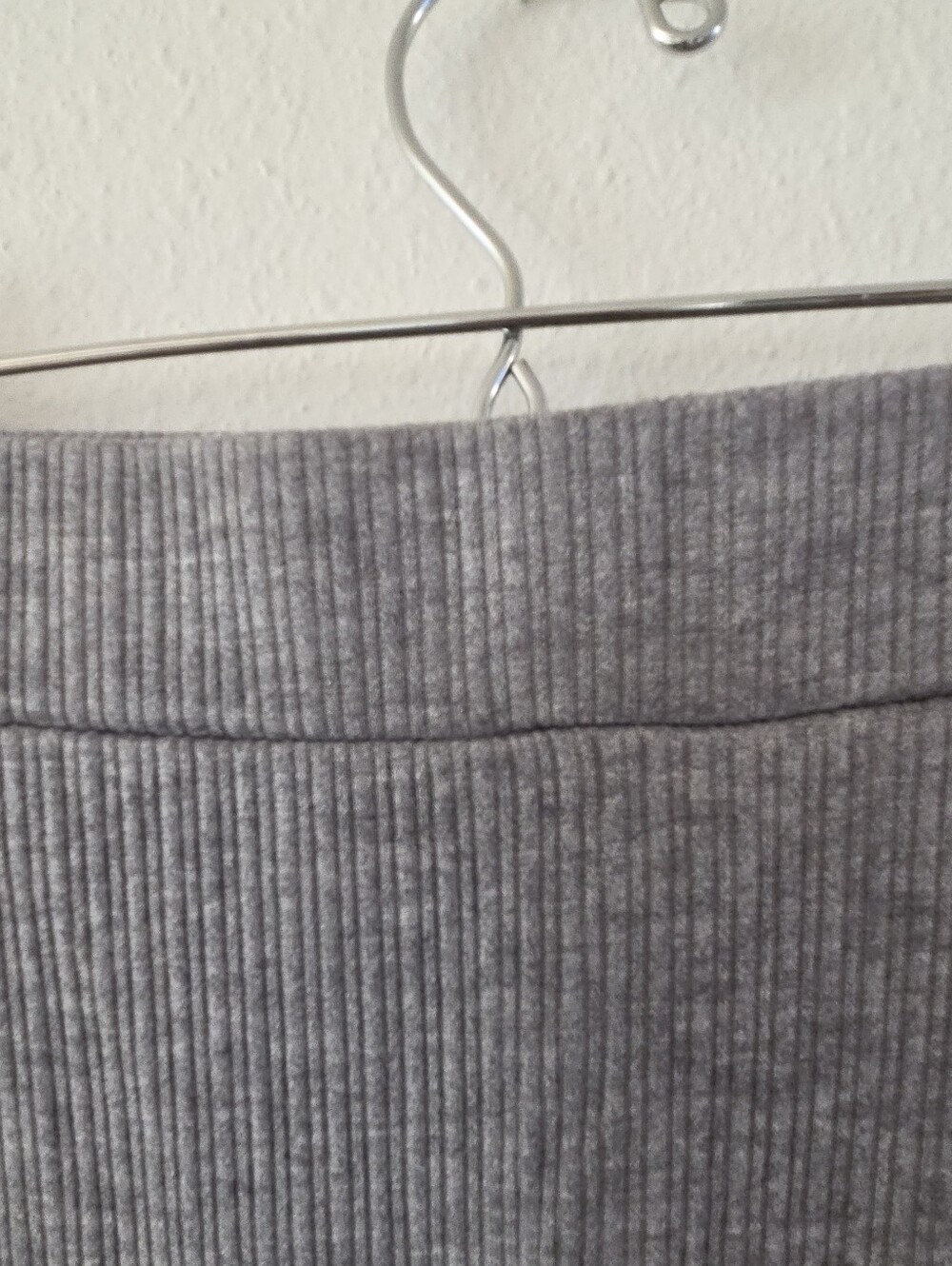 HALARA Gray Ribbed Maxi Skirt with Side Slit - Picture 9 of 12